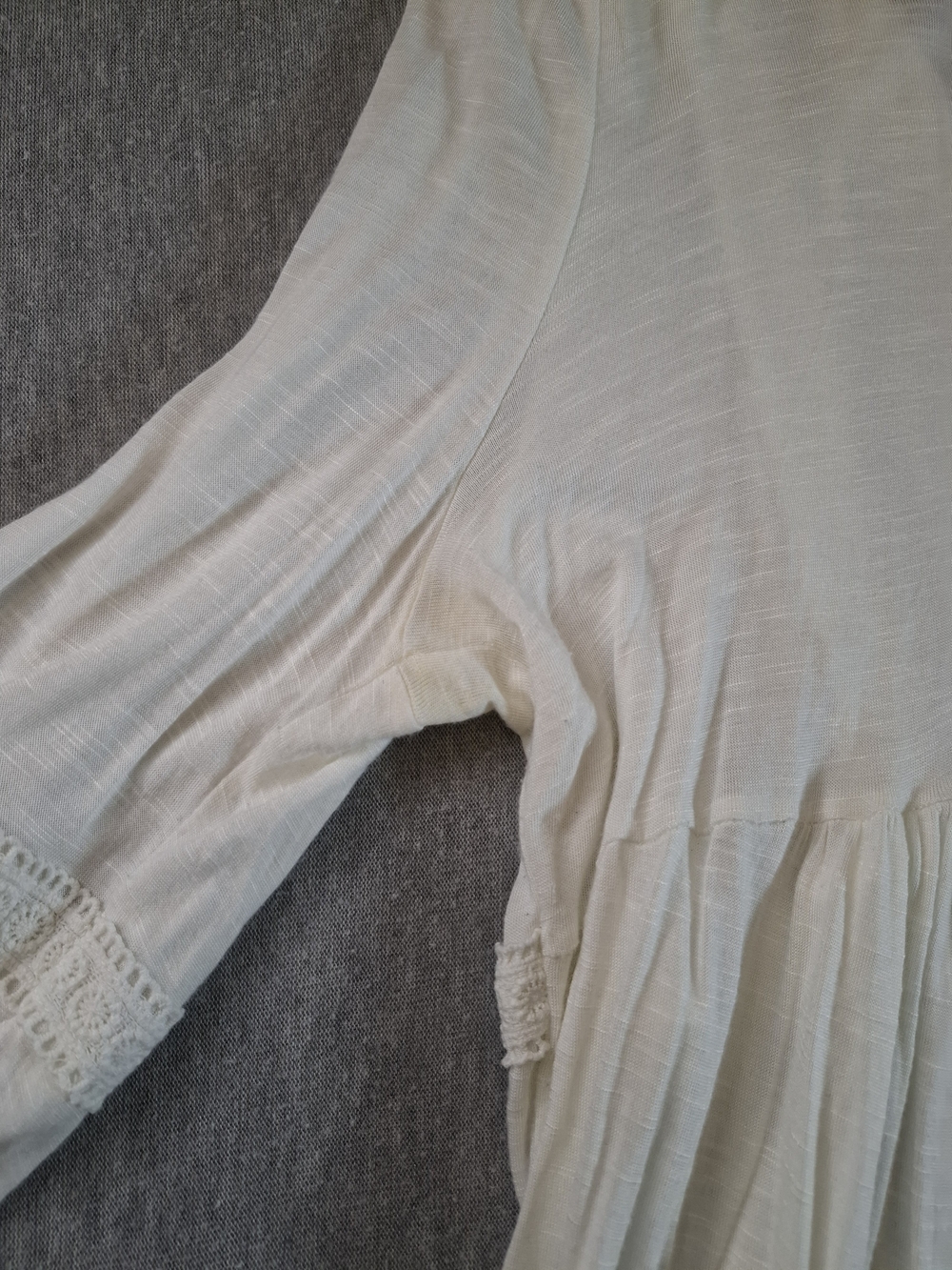 American Rag Women Size XL Cream Lace Peasant Blouse - Picture 8 of 8
